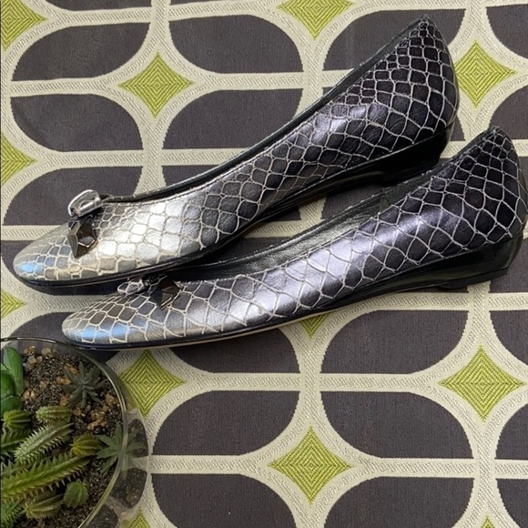 STUART WEITZMAN Snakeskin Wedge Flats Size 6 - Picture 7 of 8
